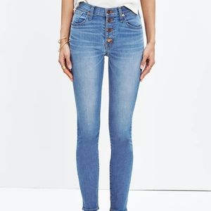 NWOT 9" Mid-Rise Skinny Crop Jeans